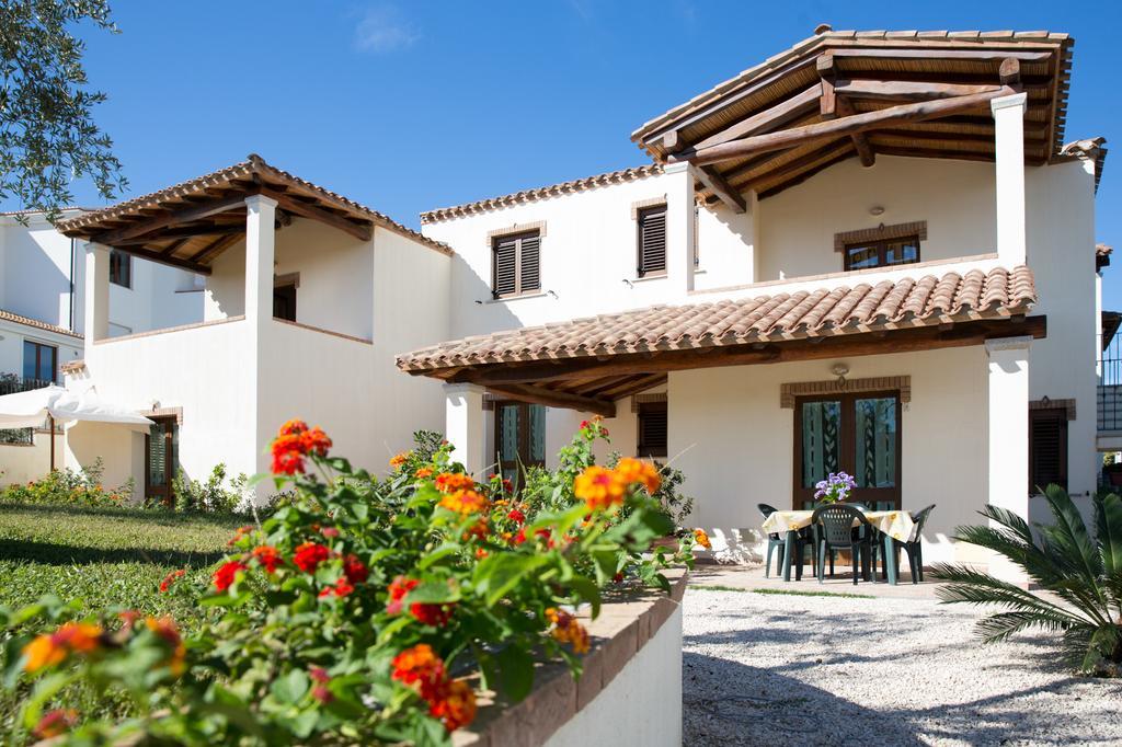 Appartamenti Torre Di Bari Bari Sardo Ngoại thất bức ảnh