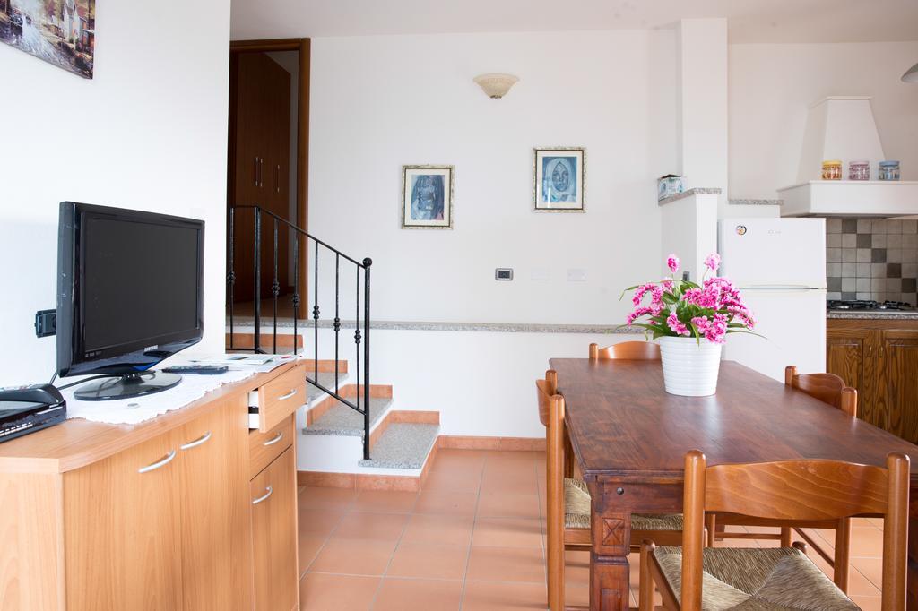 Appartamenti Torre Di Bari Bari Sardo Ngoại thất bức ảnh