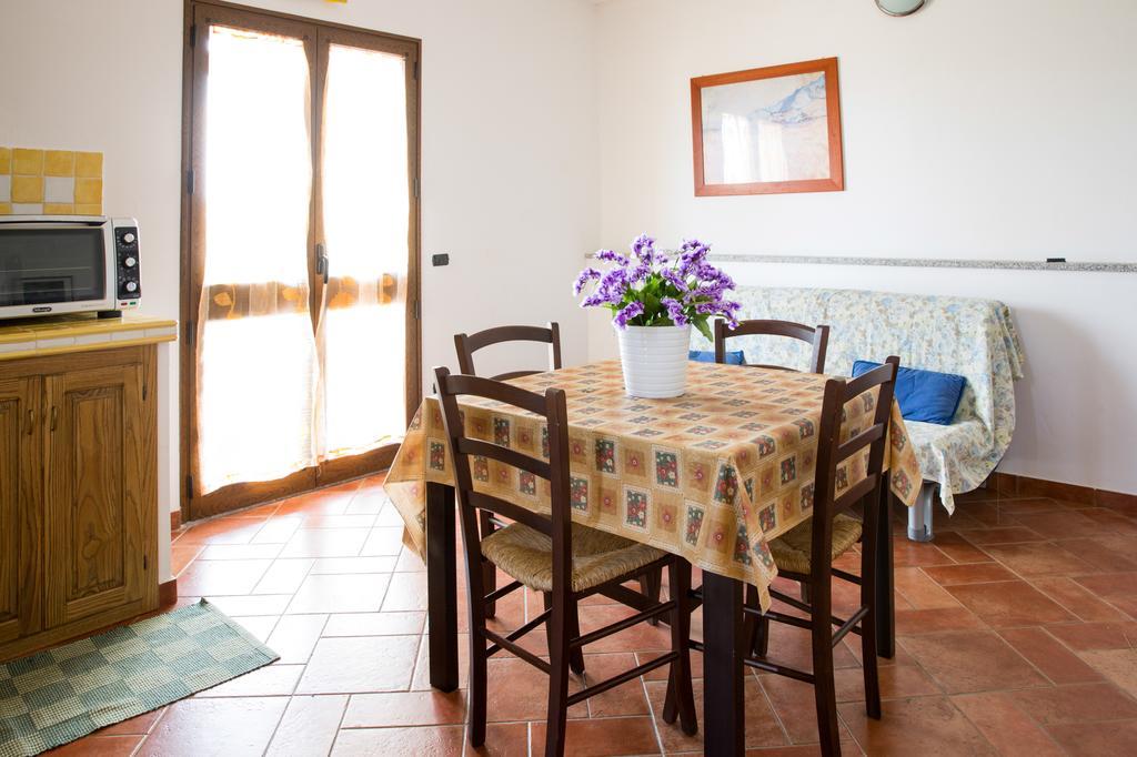 Appartamenti Torre Di Bari Bari Sardo Ngoại thất bức ảnh