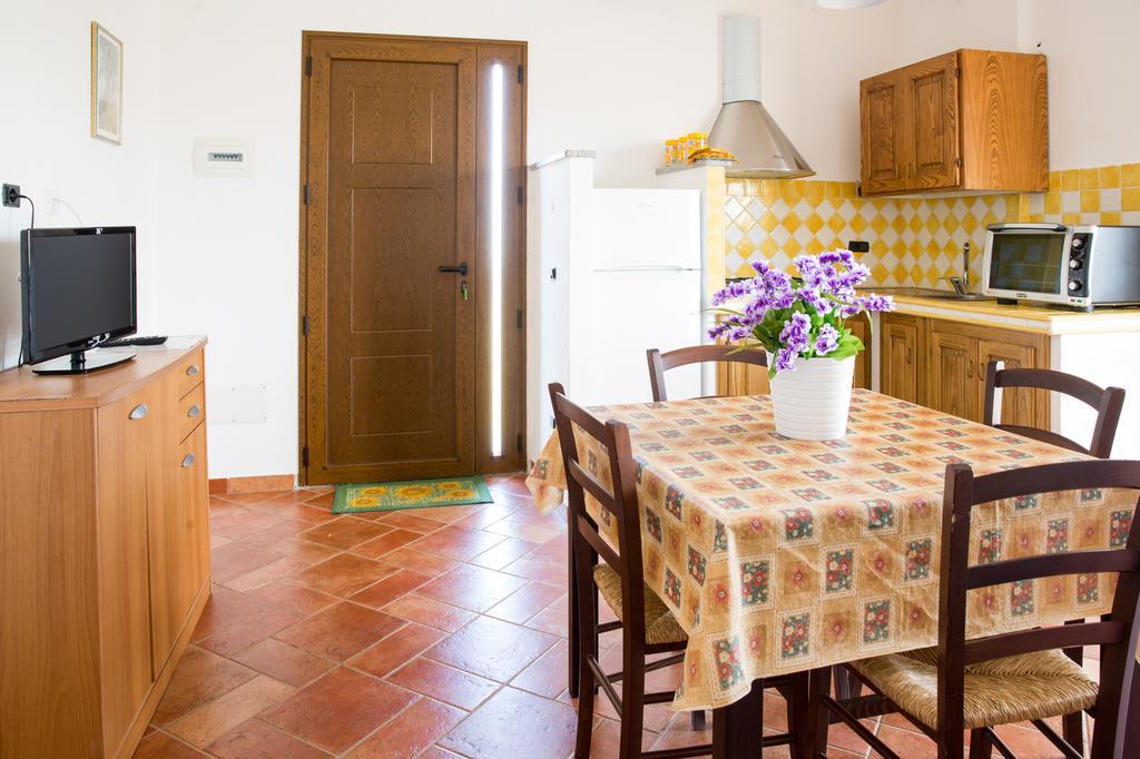 Appartamenti Torre Di Bari Bari Sardo Ngoại thất bức ảnh